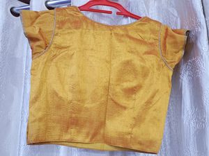 Red and yellow ghagra