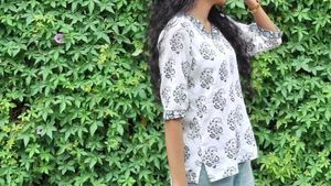 Short Kurti