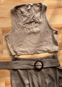 H&amp;M Ribbed Cropped Tank Top