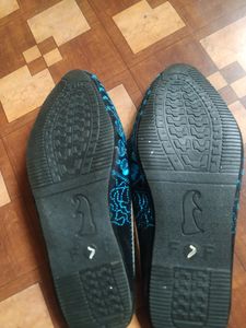 Beautiful Rajasthani Footwear For Women 💝