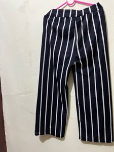 Wide Leg Pants With Lays