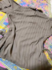 Stylish Women&#39;s Outfit