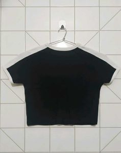 Black Graphic Crop Top