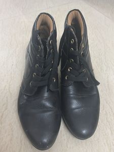 Black Boots