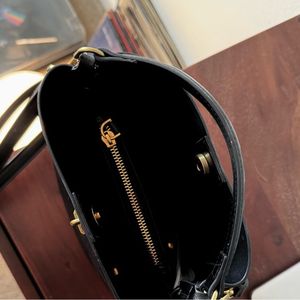 Mango Bucket Bag