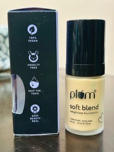 Plum Soft Blend Weightless Foundation