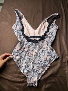 Snakeskin Print baddie bodysuit
