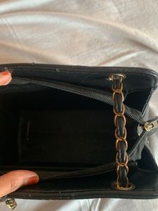 Black Hand Bag(uae)