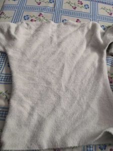 white sweatshirt