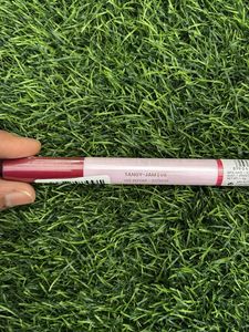 MARS DOUBLE TROUBLE LIP CRAYON