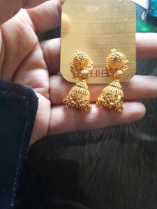 Earring