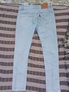 Studio Guy Light Wash Jeans