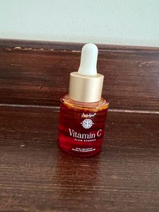 15% Vitamin C Glow Essence - 20 mL Indulgeo Essent