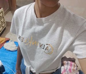 Calvin Klein Tee