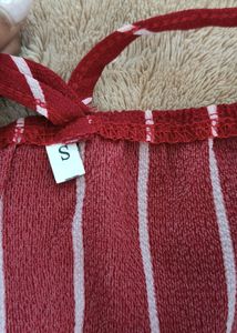 Women&#39;s Red Top With Tying Back