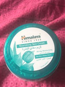 Himalaya Nourishing Skin Cream