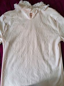 Women&#39;s Korean Pearl Neck Top