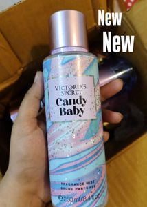 Victoria&#39;s Secret Daring Peach Daisy Many More