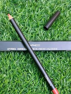 MAC Combo Lip Liner