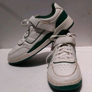 Red Tape White Casual Shoes
