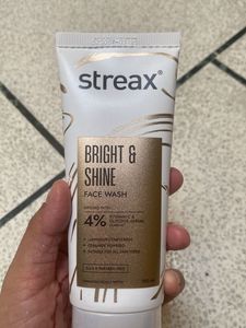 Streax Bright & Shine Face Wash