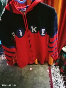 Beautiful Kids Sweater With Chain