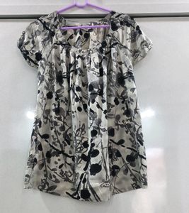 Gothic Monochrome Top 🐩