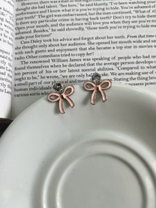 Bow Earring