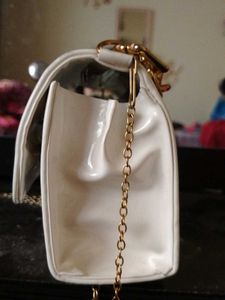 Vintage White Handbag with Houndstooth Lining