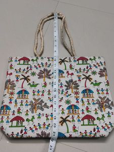 Cream Tote Bag With 2 Chain
