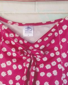 Women&#39;s Square Neck Half Dleeve Knee Long