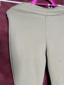 green pant