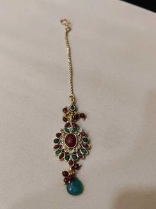 Elegant Indian Maang Tikka