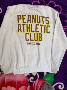 H&amp;M and Peanuts rare Graphic Sweatshirt