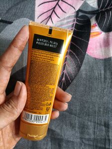 Pond&#39;s Sunscreen Spf-55.