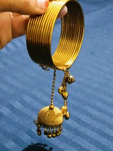 Pretty Party Wear Bracelet
