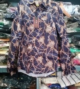 Patterned Long Sleeve Button-Down
