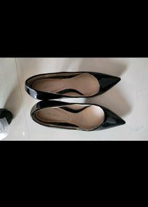 ALDO Black Patent Heels