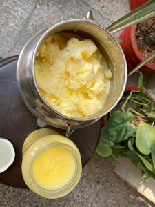 A2 Pure Deshi Cow Ghee