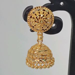 MJ GOLD PLATED ZUMKHA STYLE EARRINGS