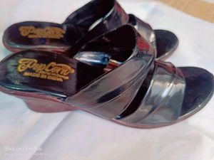 Beautiful Heel Available Perfect For Office