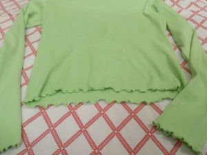 Green Long Sleeve crop Top