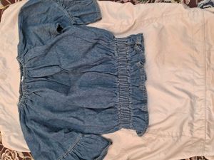 tiny girlTop with off shoulder