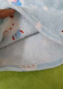 like new winter wear Cute Bear Print Baby Top