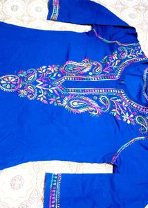 Chikenkari Kurti