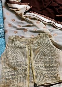 Designer Copper Motif Saree Blouse With Jecket