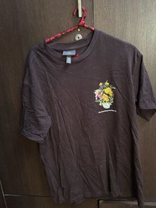 h&amp;m set of 2 Graphic Tee Unisex