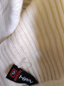 White Ribbed Pants