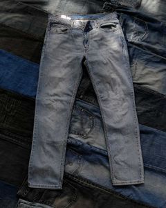 LEVI'S STRAIGHT FIT 511 JEANS
