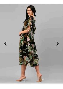 Floral Print Tiered Midi Dress